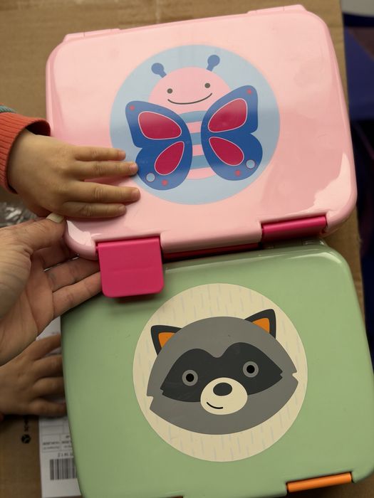 Skip hop термос , кутия , шише