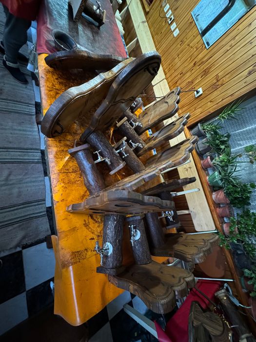 Пепелник от орех и диспенсъри за алкохол