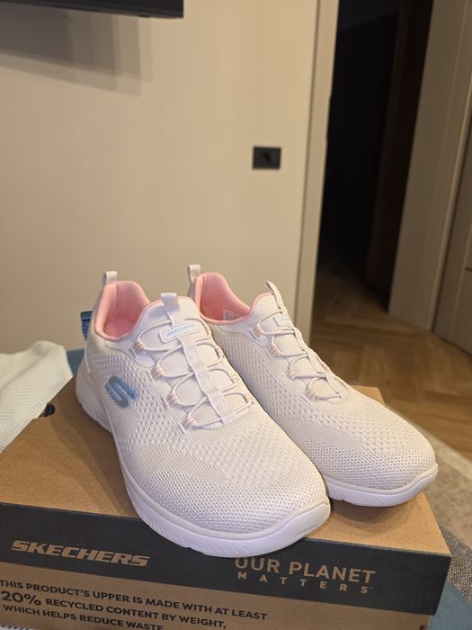 Skechers noi nouti, cutie originala