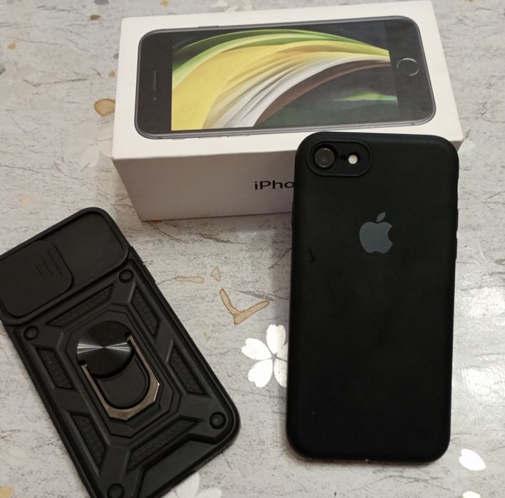 IPHONE SE 2020 в идеальном состоянии