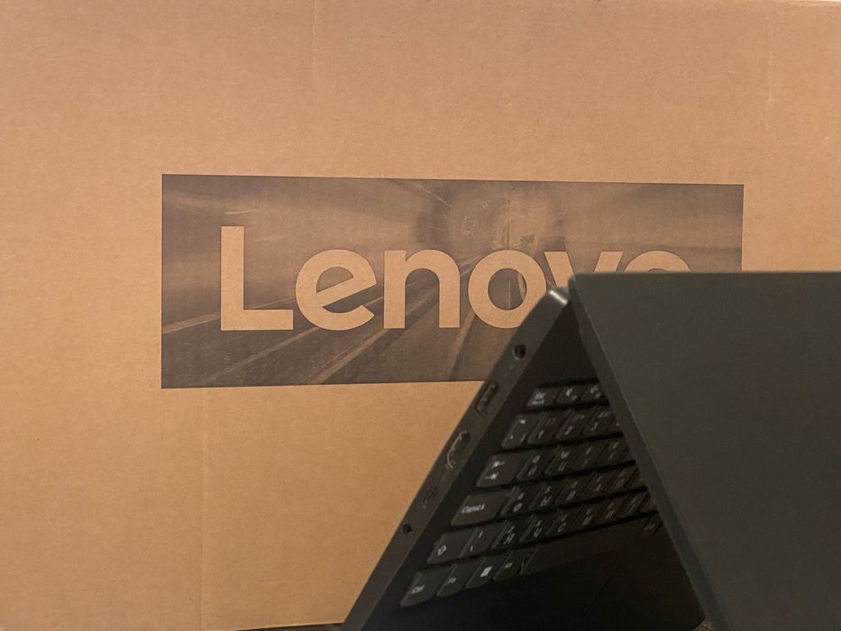 Lenovo ideapad 8/256