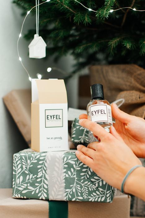 EYFEL Ayollar duxilari