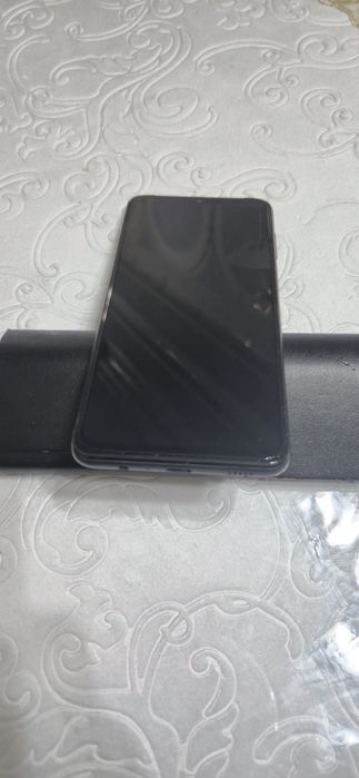 Samsung A12 сотилади