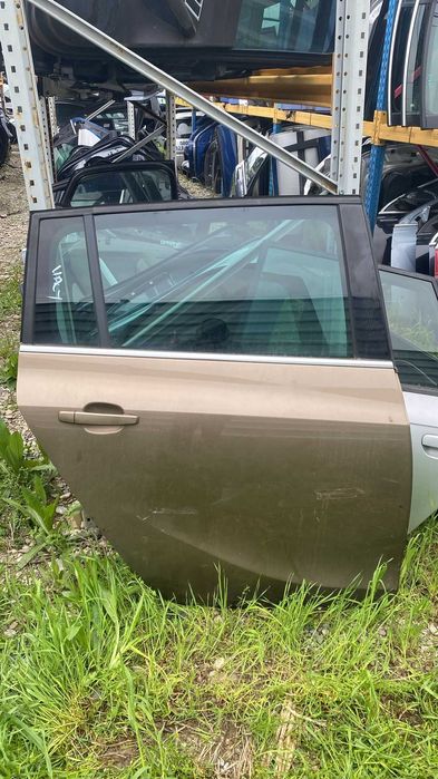 Usa stanga-dreapta fata, stanga-dreapta spate, Opel Zafira C, an 2014