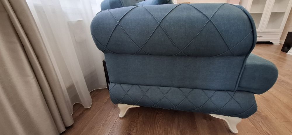 Canapea Bianca extensibilă cu ladă depozitare