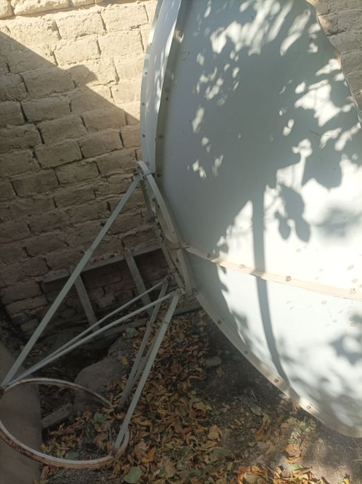 Параболическая антенна