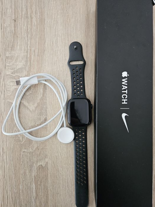 Apple Watch 7 Nike Series 7, 45mm
