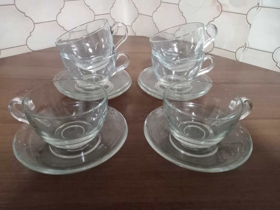 Хрустальные салатницы, вазочки и тд.