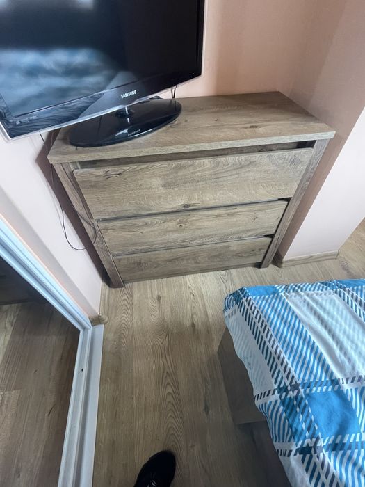 Гардероб , тв шкаф , холна маса , етажерки скрин , висок скрин