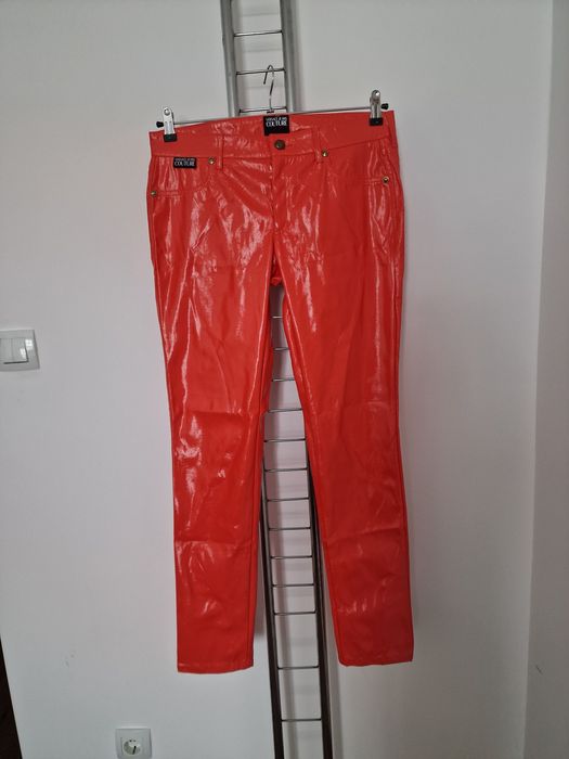 Страхотни дамски панталони VERSACE JEANS COUTURE размер 31