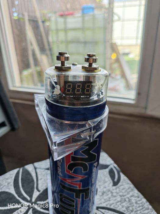 Condensator auto 1.0 farad