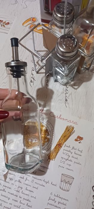 Нов комплект оливерник с 2 солнички