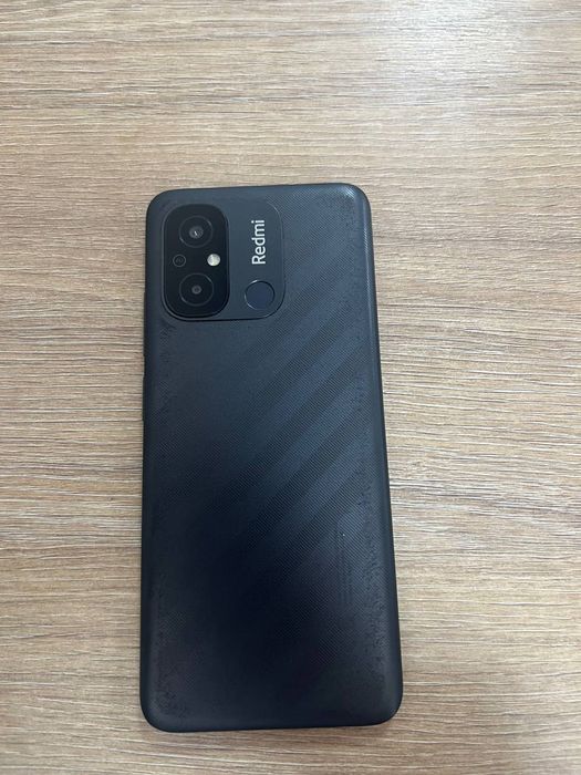 Redmi 12 c     holati ideal karobka dokment bor