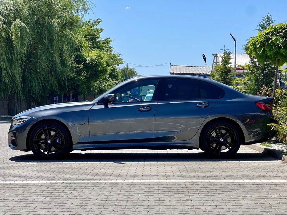 BMW 3 Series 2021 — imagine 4