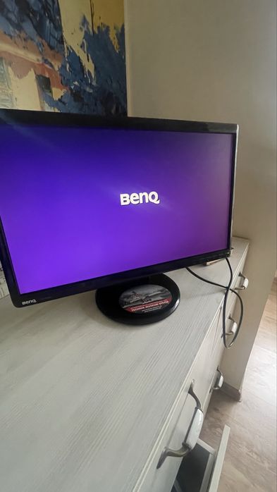Монитор BENQ в хорошем состоянии