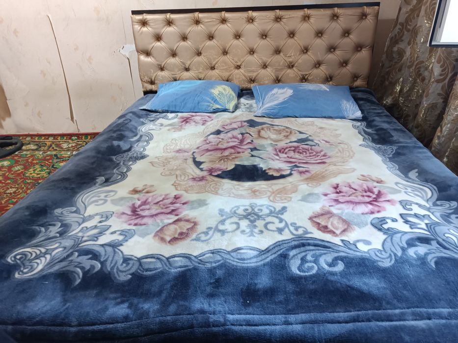 Кровать двухместная