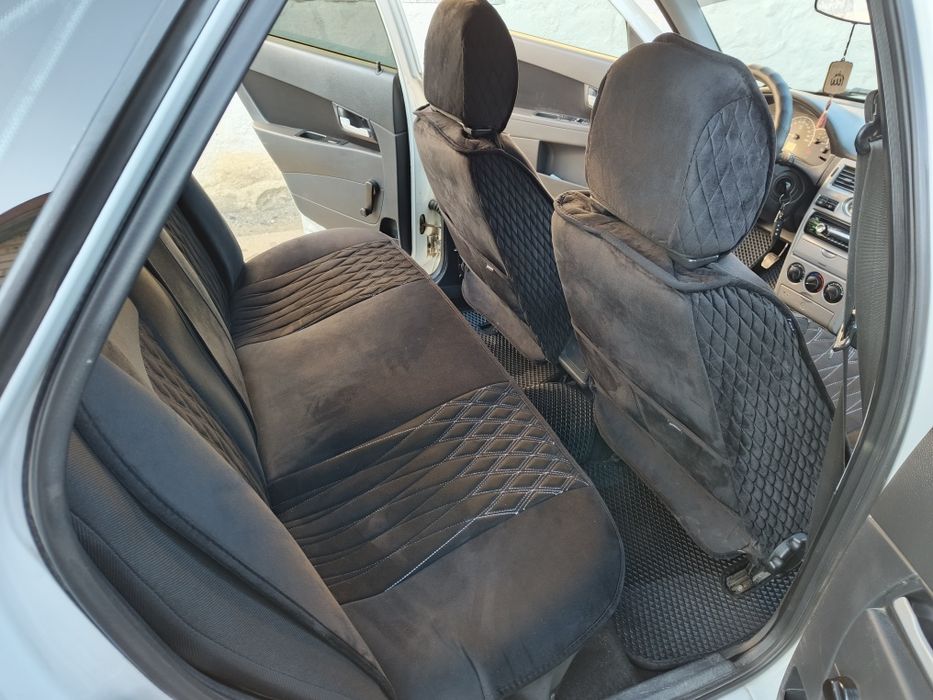 Продам Приору 2013 в достойнейшим состоянии.