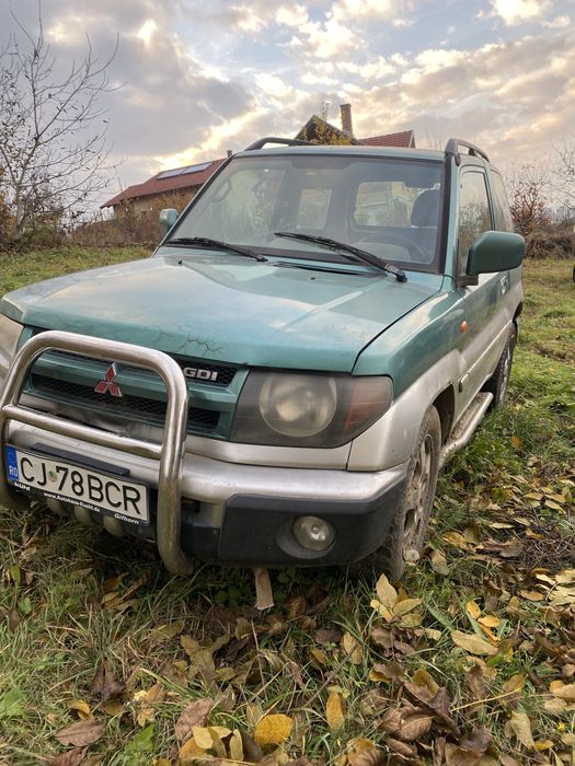 Dezmembrez Mitsubishi Pajero pinin 2.0  si 1.8 gdi piese pinini shogun