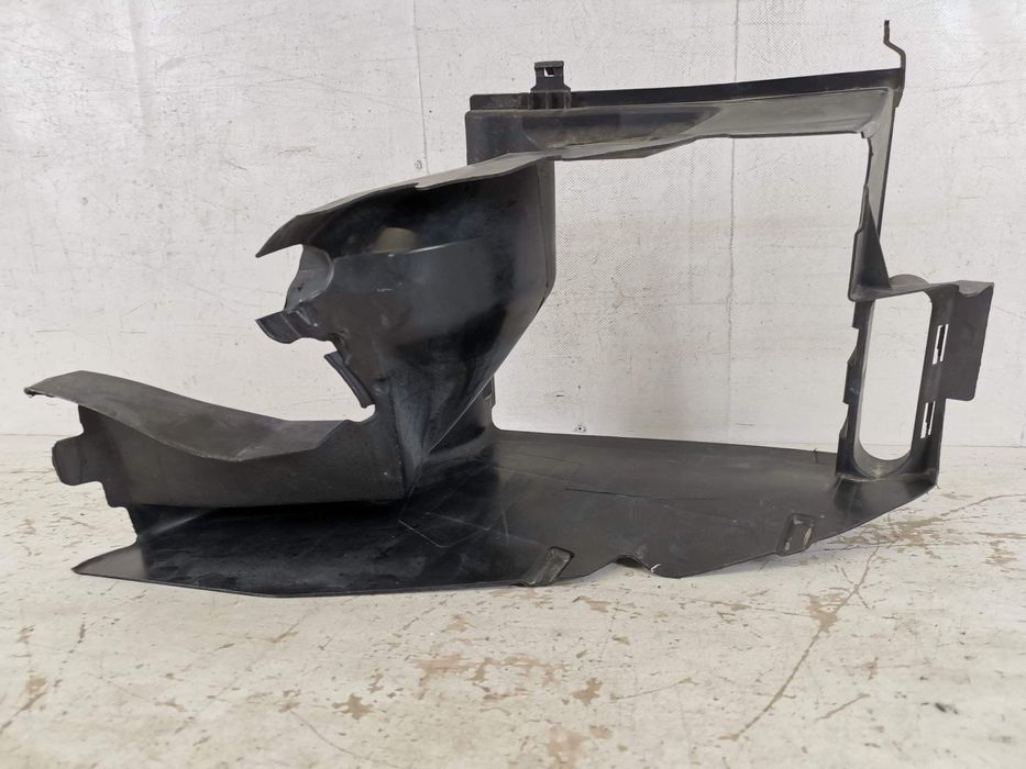 Въздушен дефлектор Bentley Bentayga 1 [ - ] Оригинален и в добро състо