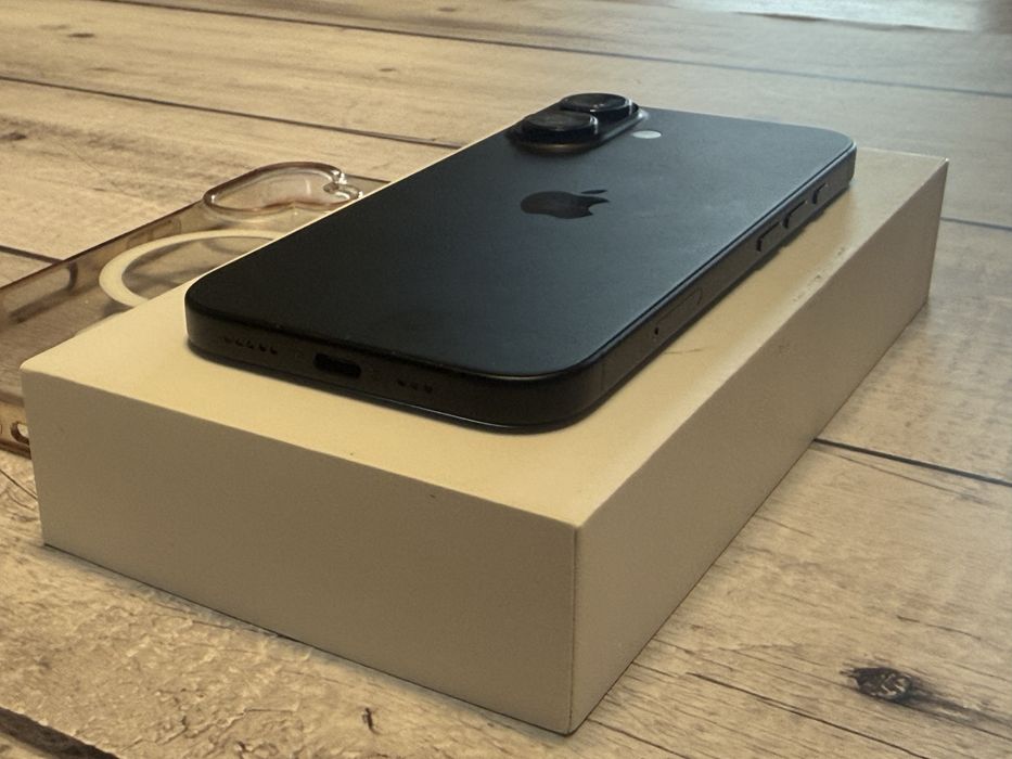 iPhone 16 Black - 128GB, 92% bateria, impecabil