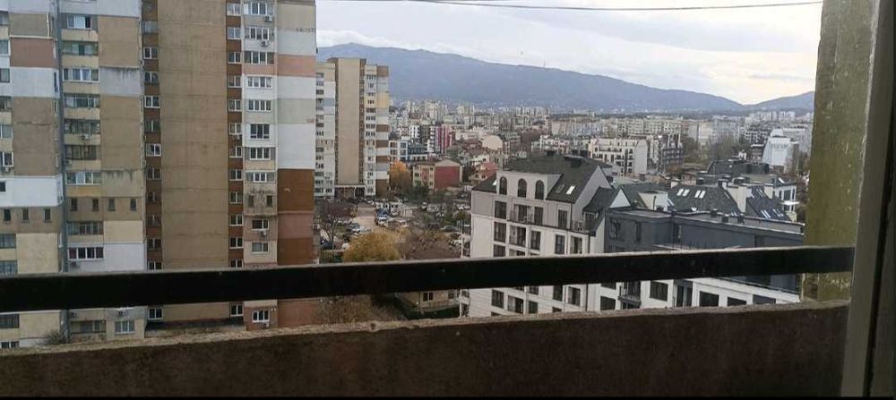 Продава се Тристаен апартамент в София, Връбница 1 - 100 кв.м за 2500 €/кв.м - Снимка #1