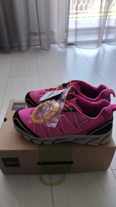 Маратонки за преходи, ежедневие, разходки  CMP