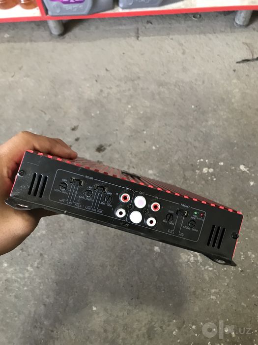 Usilitel BOS MINI