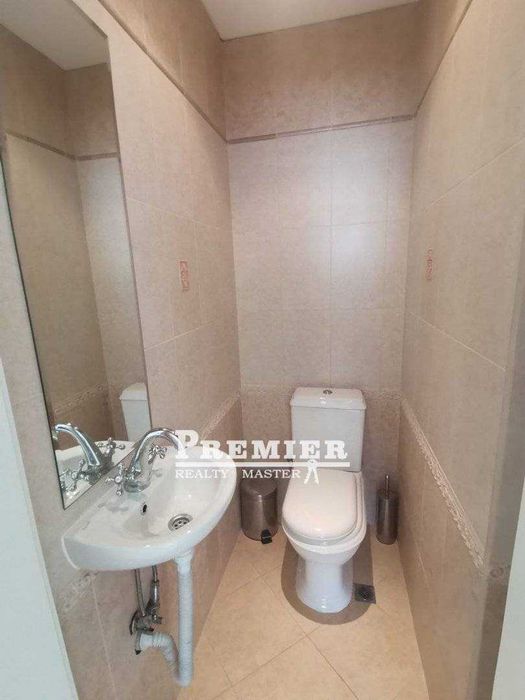 Уютен тристаен апартамент до брега на морето в Черноморец