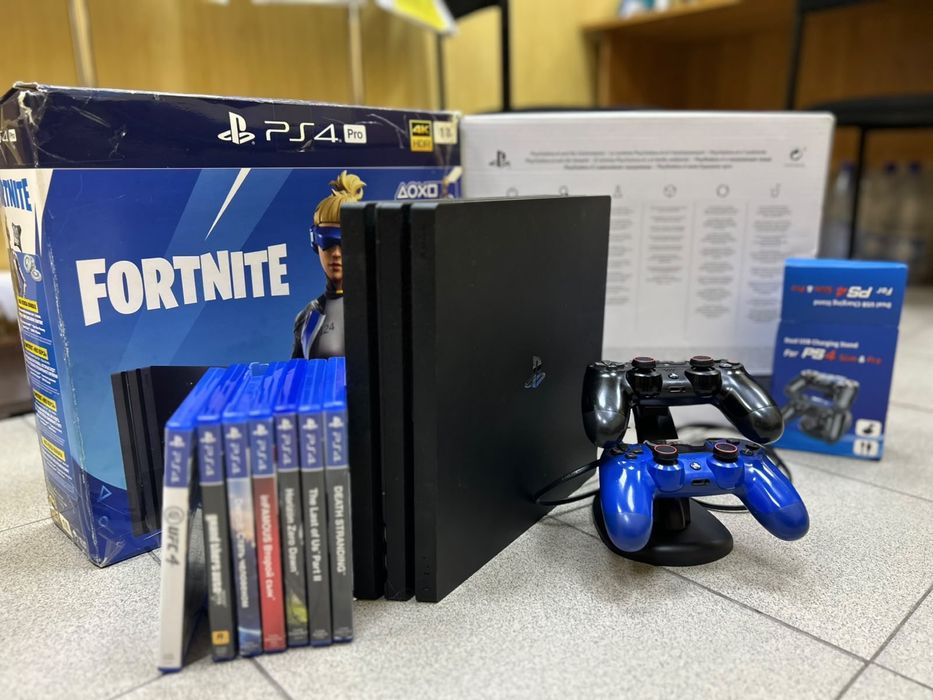 Ps 4pro 1tb с играми