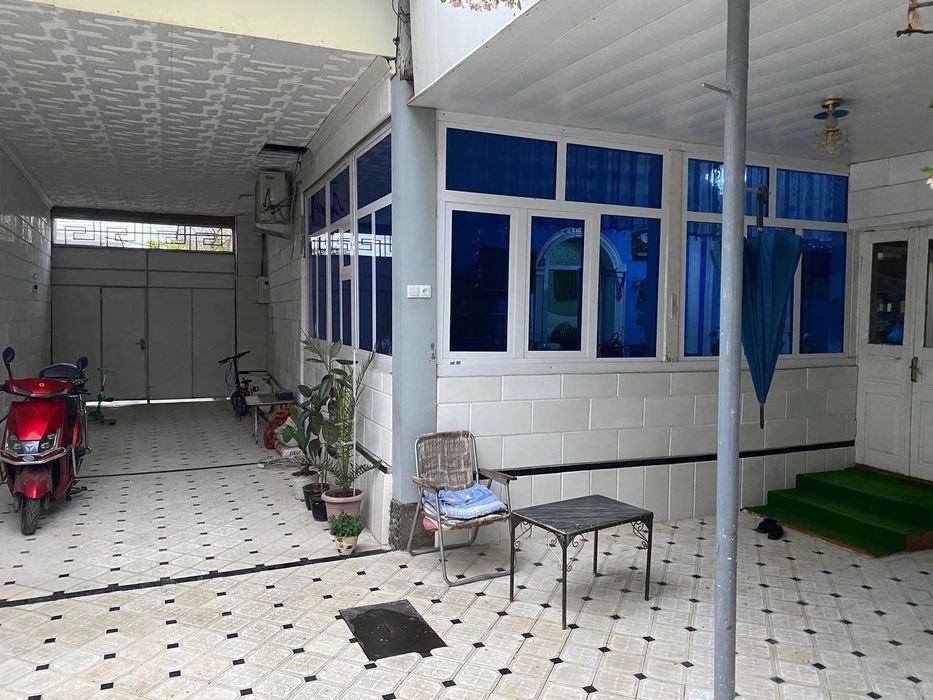 Продаётся дом на земле(хавли) 3.8 соток с 5 комнатами