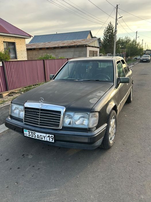 Продам мерседес 124
