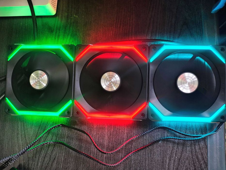 3 x Ventilator Lian Li UNI FAN SL120 RGB PWM Black