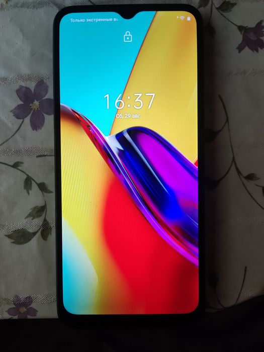 Продам телефон realme c30