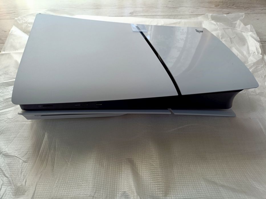 SIGILATA Consola Playstation 5 Slim Disc 1Tb ps5 CFI-2016 Sigilat