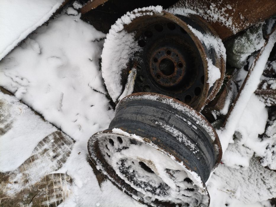 Запчасти Мерседес 124