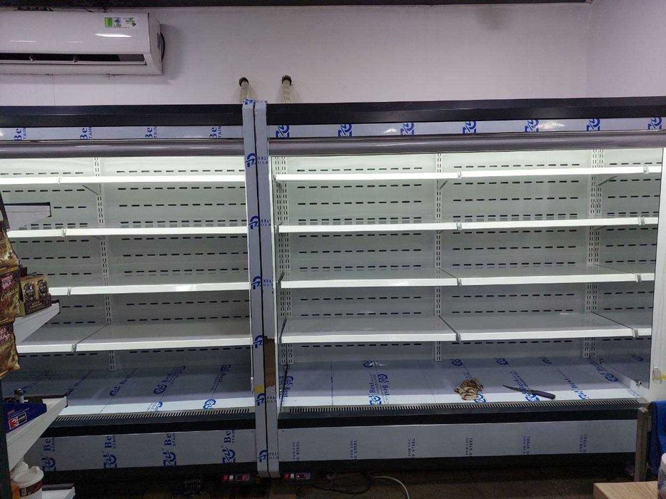 Vitrina xolodilnik sut maxsulotlari uchun Nerjaveyka