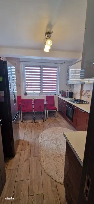 Dambu Pietros - Vanzare apartament 2 camere - Str. Suceava — fotografia 1