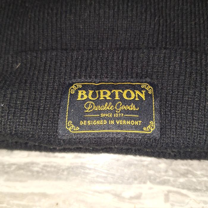 Căciulă Burton mărimea L