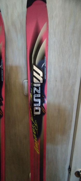 Горные лыжи Mizuno Racing