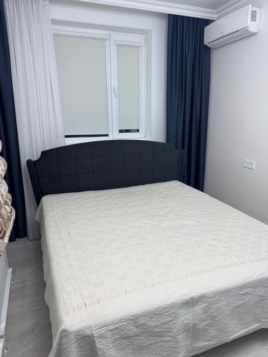 Продается спальный гарнитур