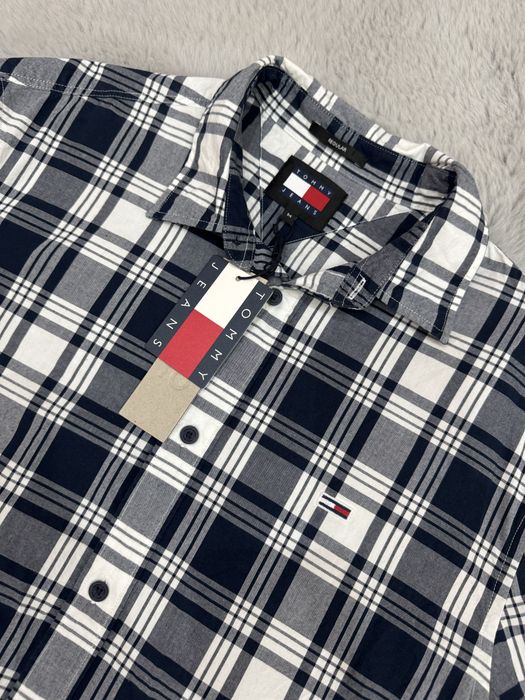 Мъжка риза TOMMY HILFIGER . Размер S/M