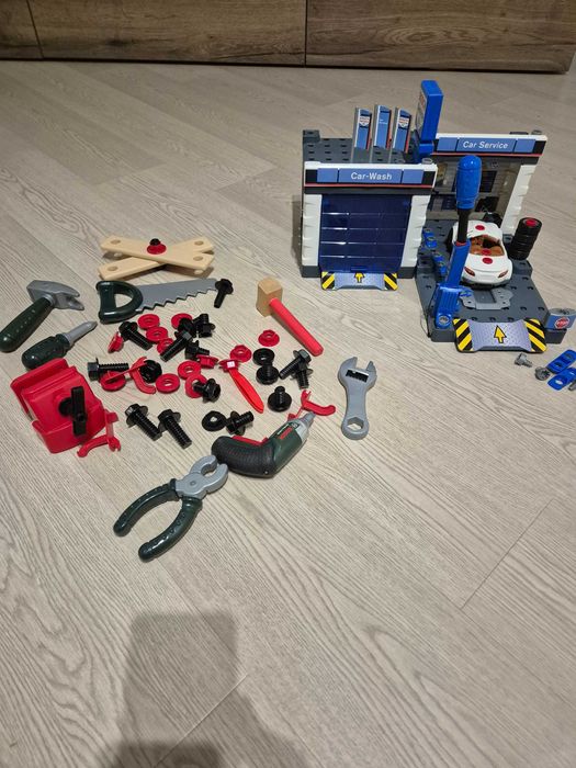 Jucarie set spalatorie Klein Bosch + trusa de scule Bosch