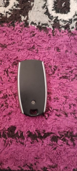 Vand telecomda poarta că noua folosita foarte puțin !!