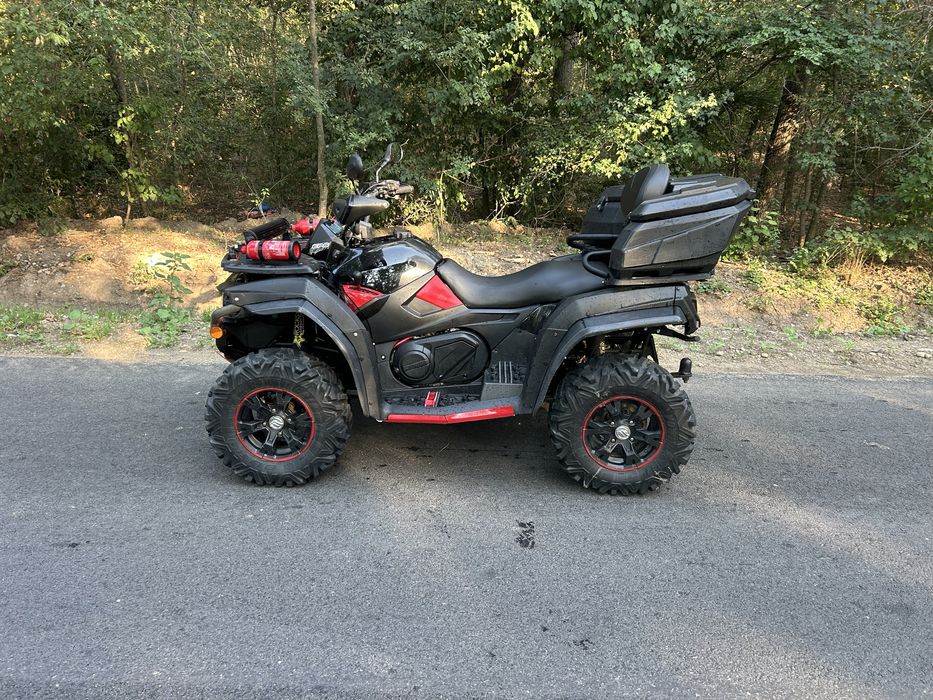 Vand sau schimb cu auto ,atv cf moto 600