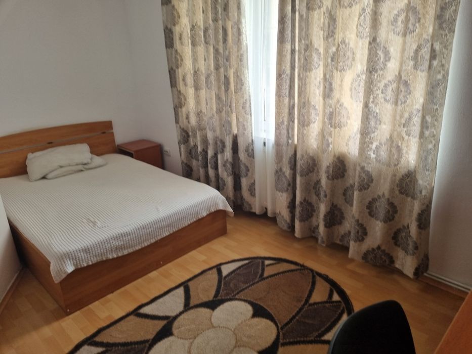 Închiriez ap 2 camere decomandat,Terezian