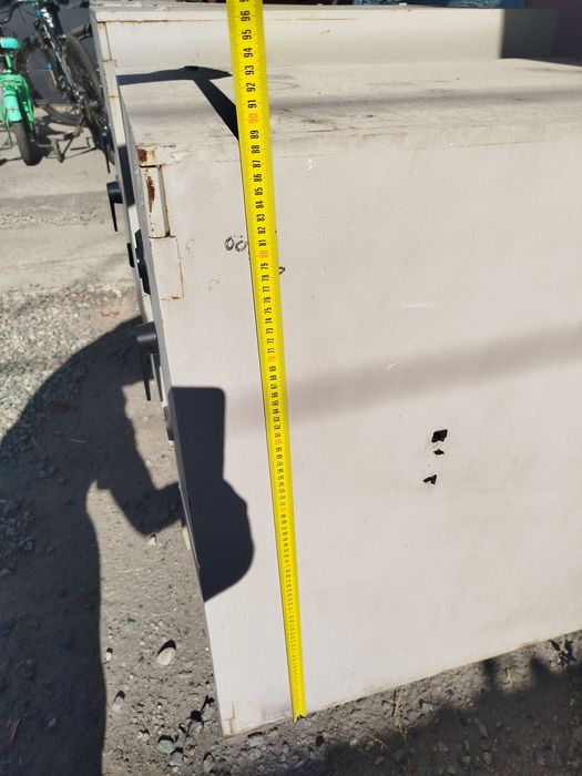 Сейф толстостенный. Торг.