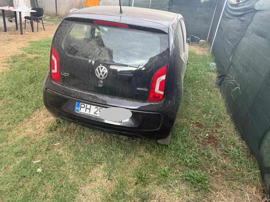 Volkswagen UP 2013