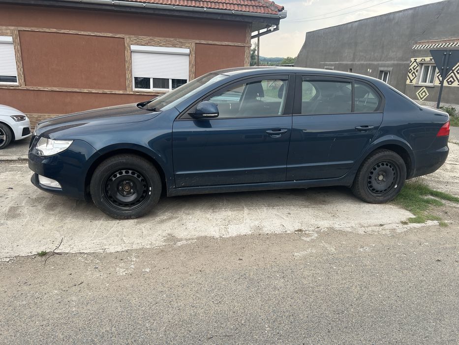 SKODA Superb 2013 — imagine 3