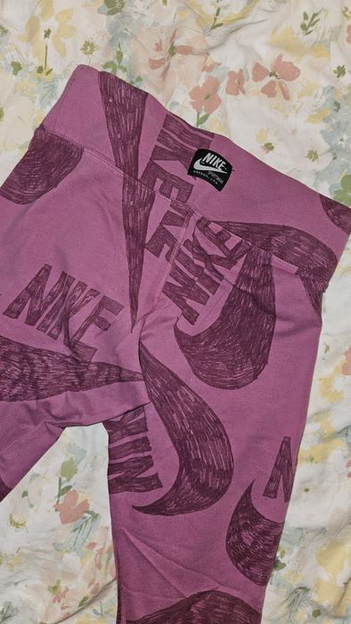 Клинове Nike и Nike PRO