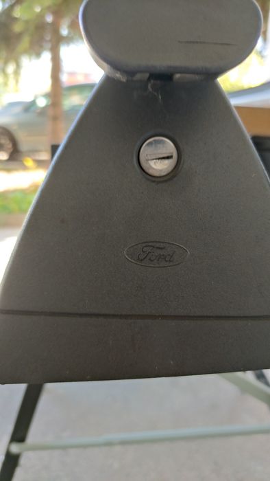 Ford Fiesta MK6 Багажник за покрив (напречни греди, релси, рейлинг)